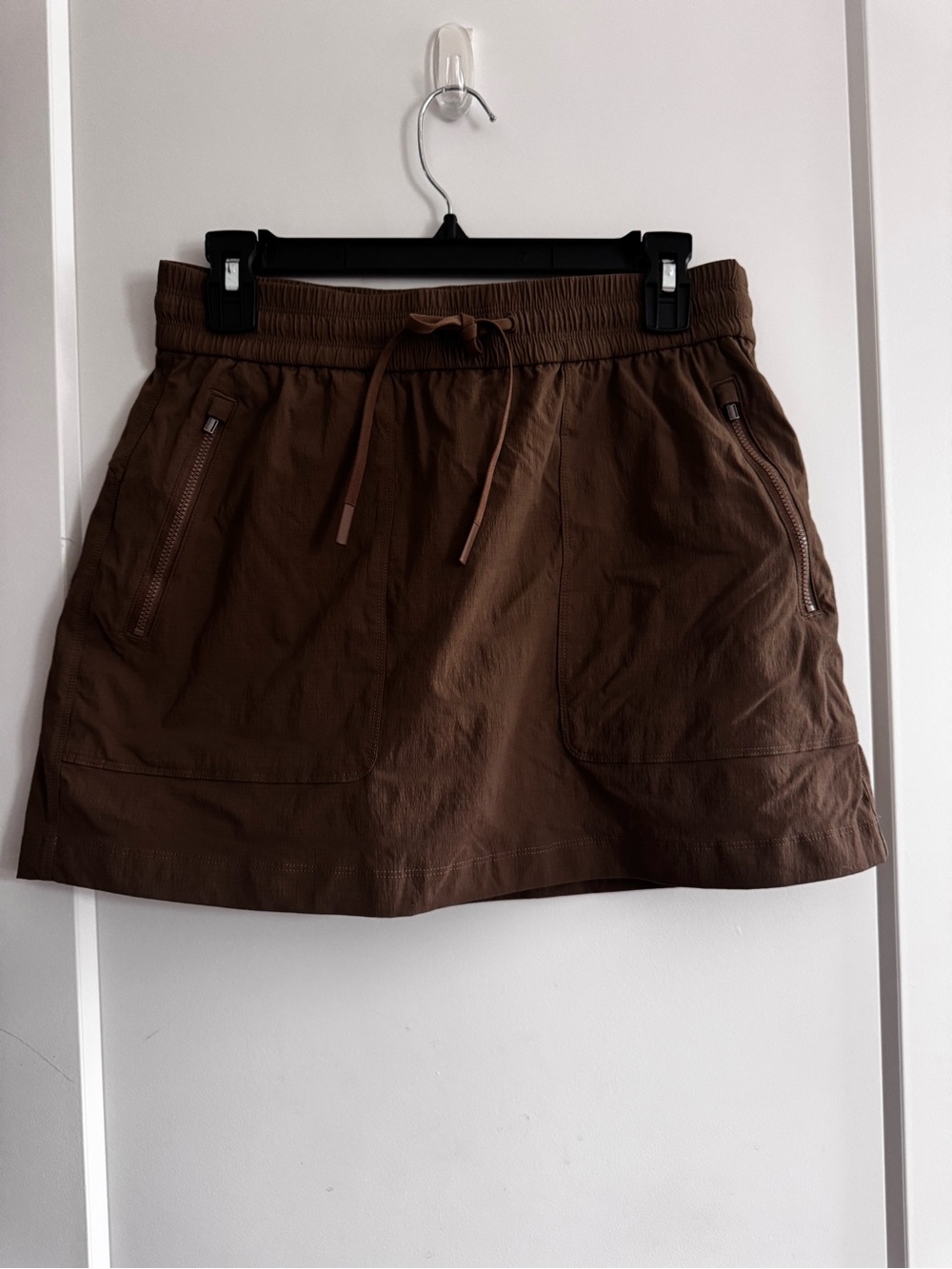 Women’s Athleta Skirt with Shorts Brown Women's Drawstring Skort